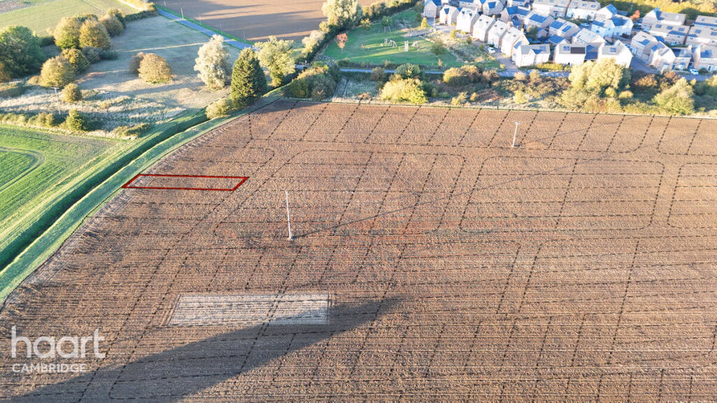 Land for sale - Image 1