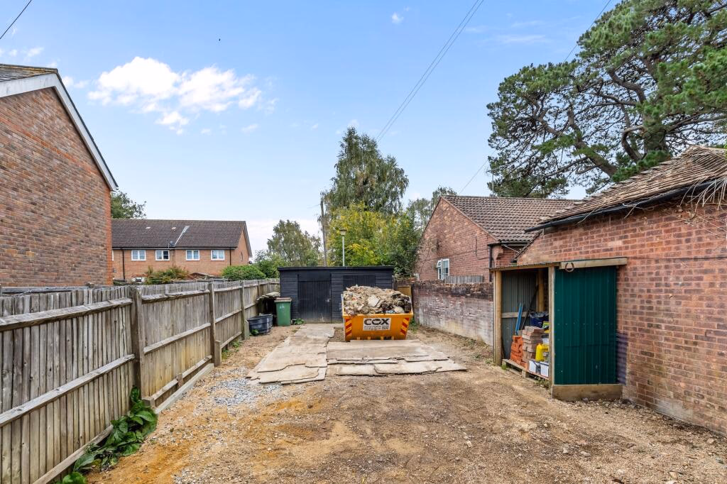 Land for sale - Image 3