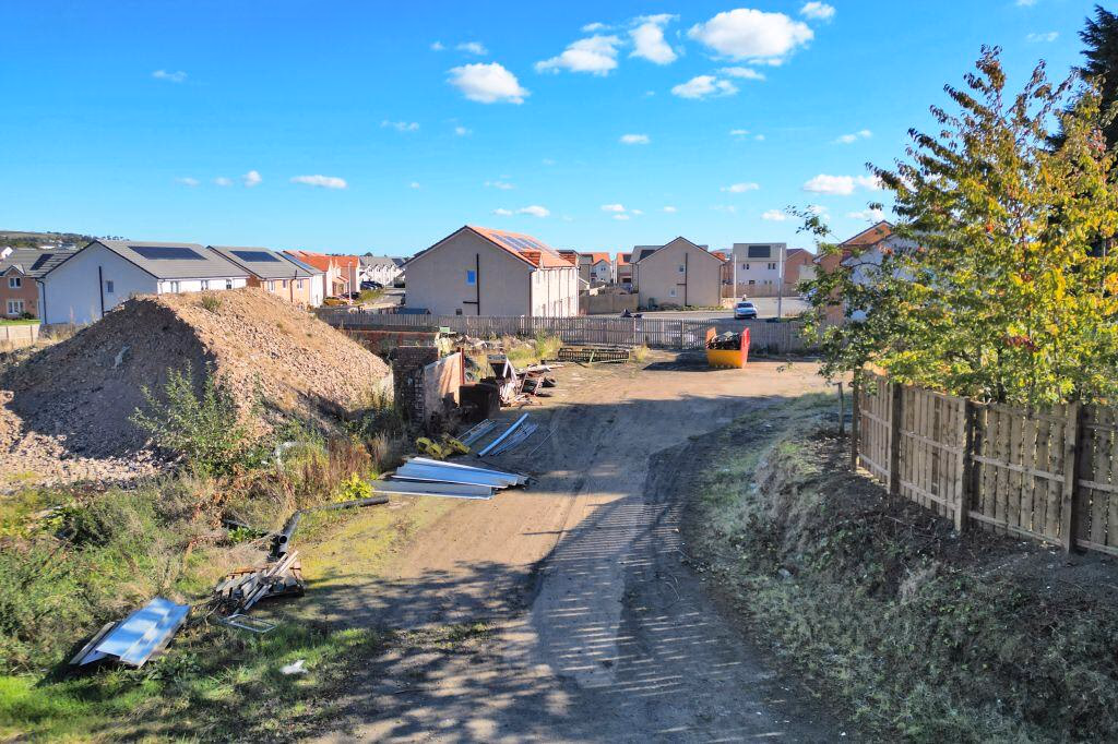 Plot for sale - Image 5