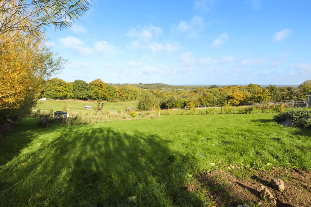 Land for sale - Image 3