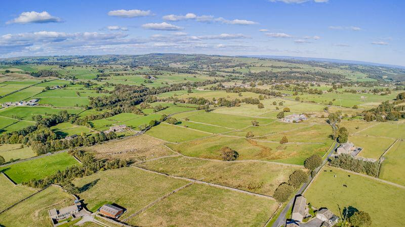 Land for sale - Image 2