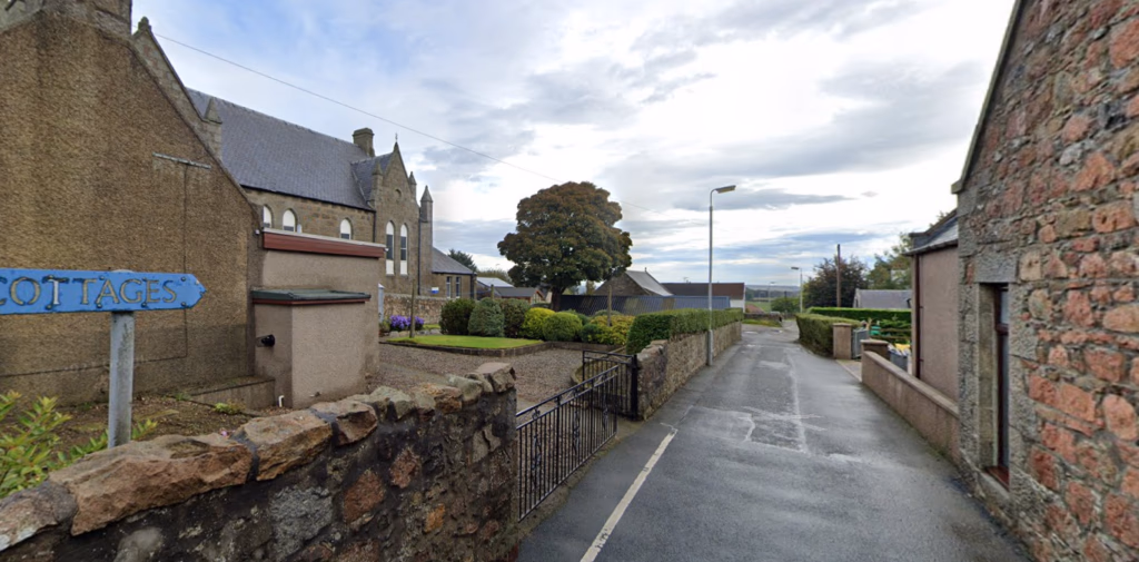 Land for sale - Image 4