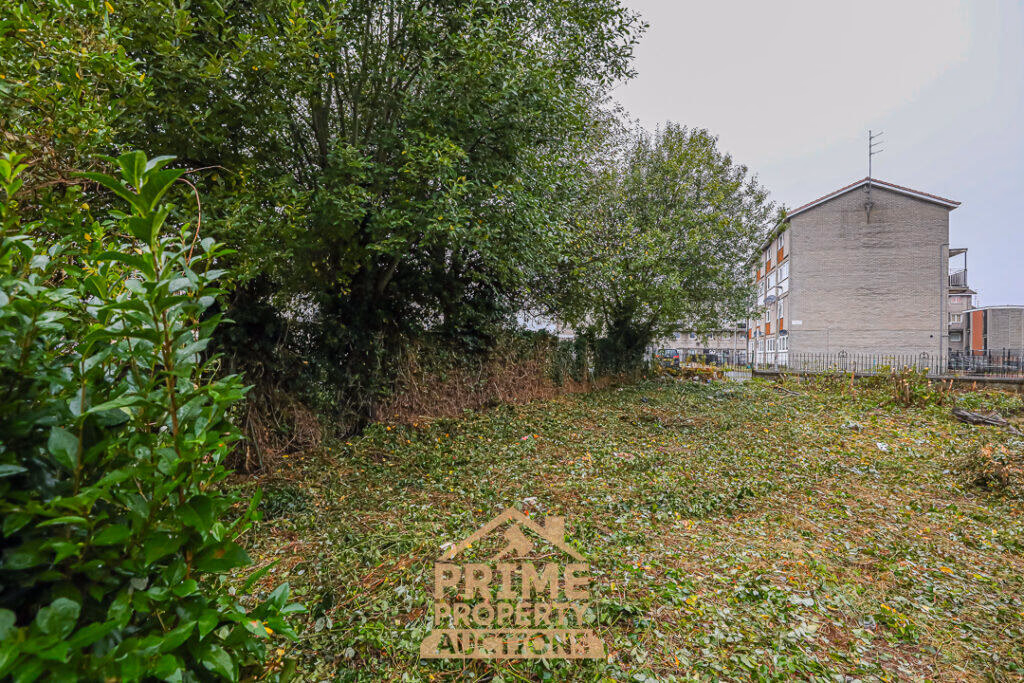 Land for sale - Image 4