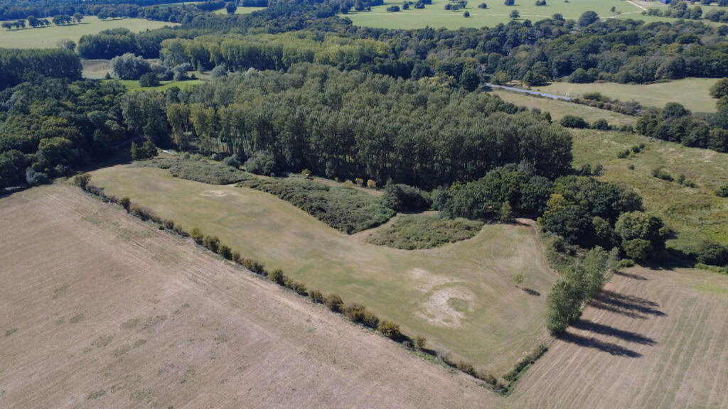 Land for sale - Image 2