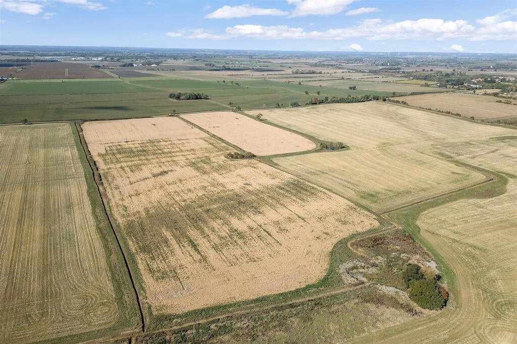 Land for sale - Image 4