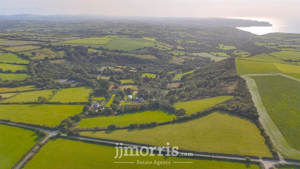 Land for sale - Image 2