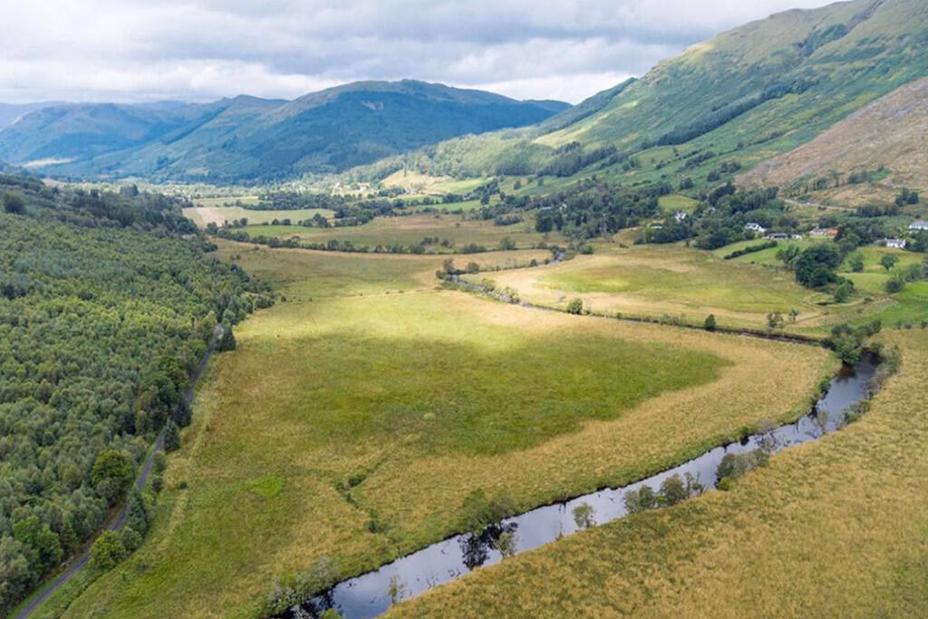 Land for sale - Image 1