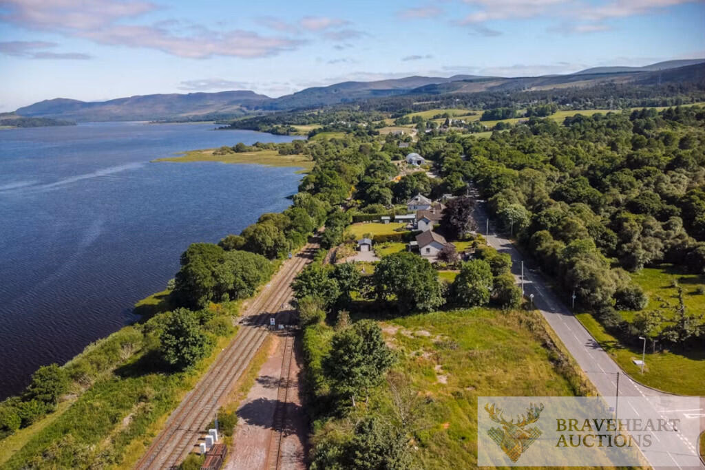 Land for sale - Image 3