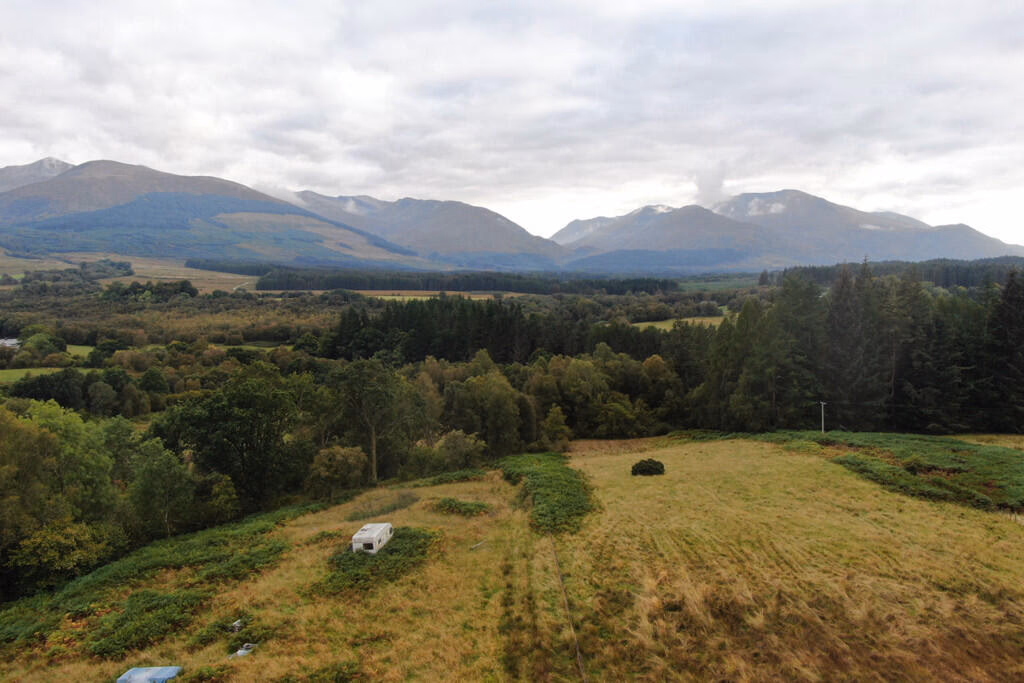 Land for sale - Image 2