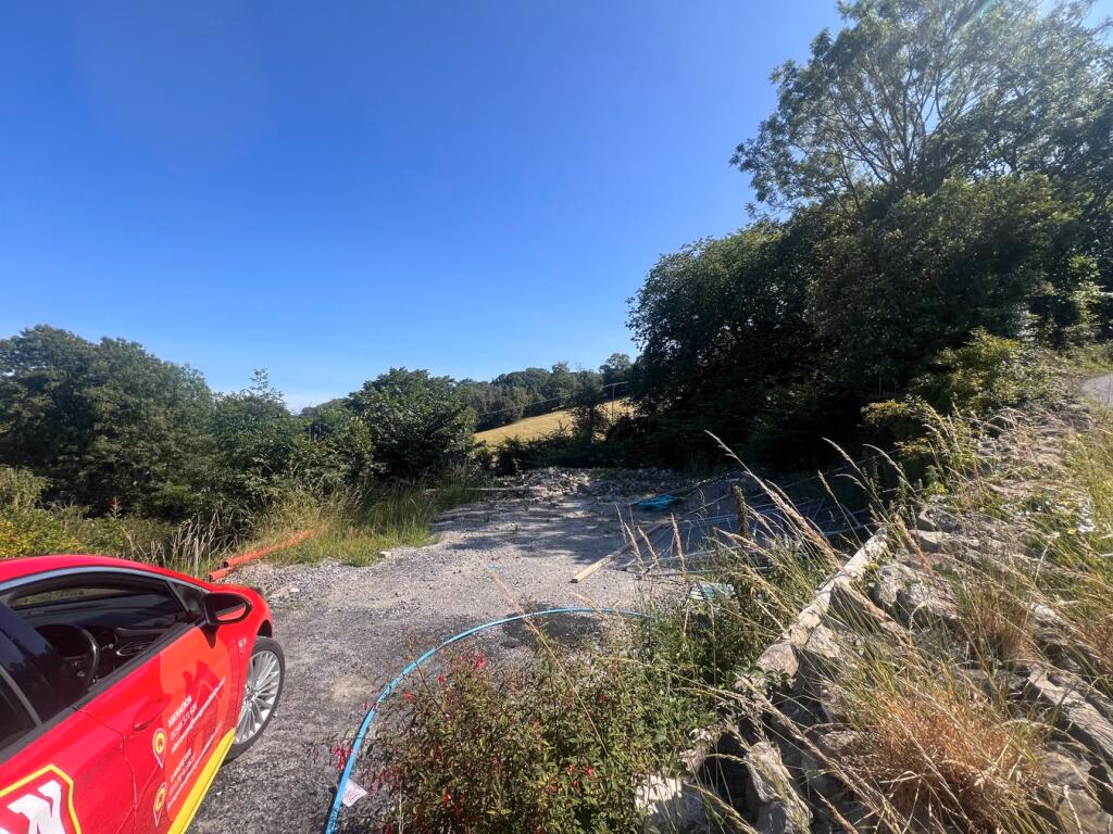 Plot for sale - Image 2