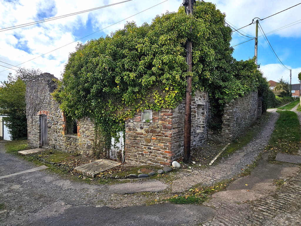 Land for sale - Image 3