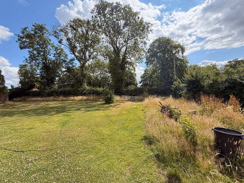 Land for sale - Image 3