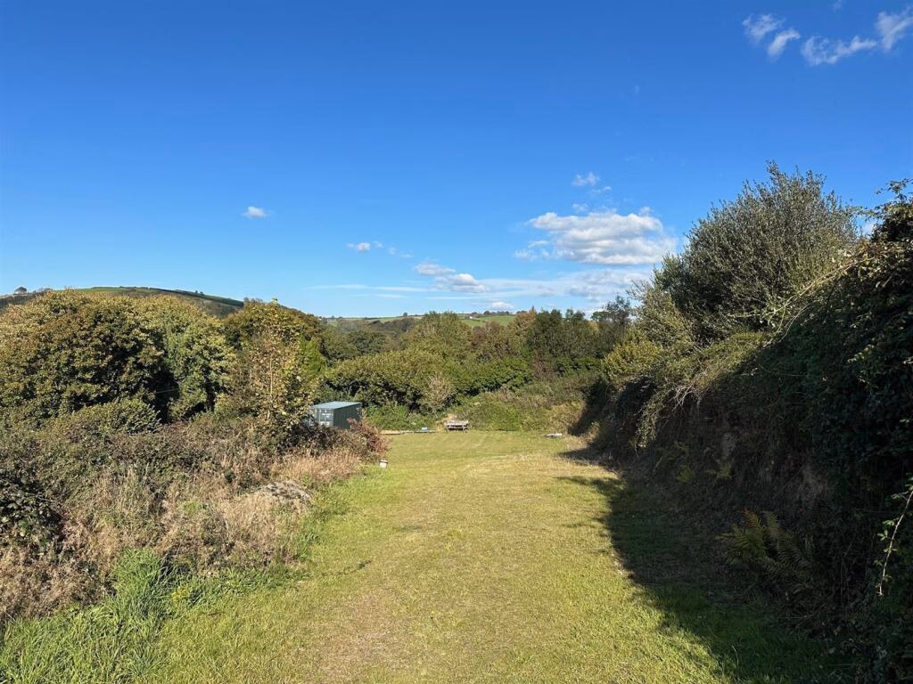 Land for sale - Image 4