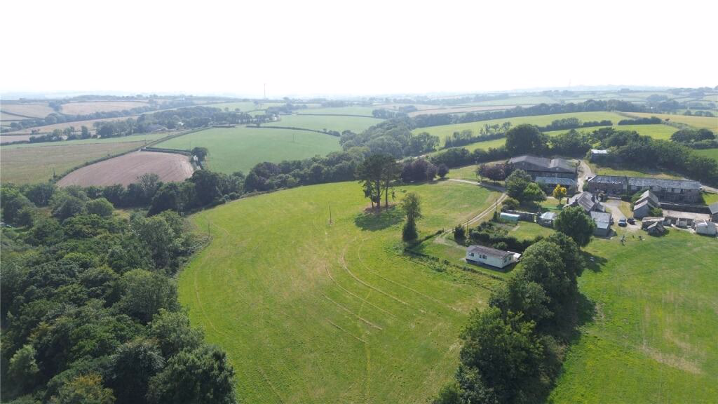 Plot for sale - Image 1