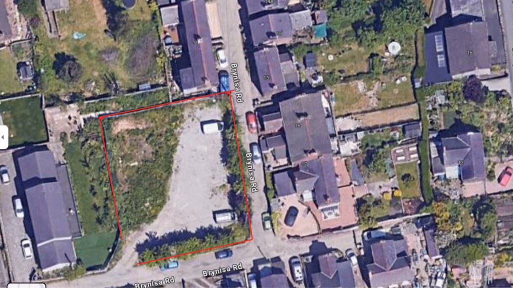 Plot for sale - Image 2