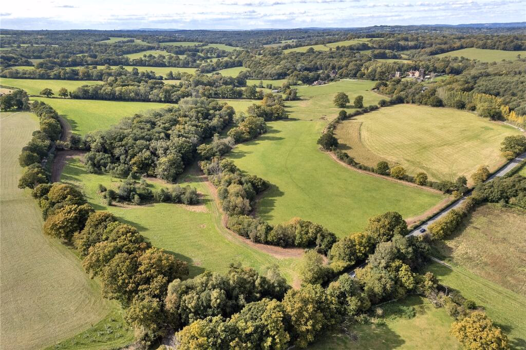 Land for sale - Image 2