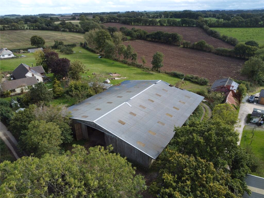 Land for sale - Image 2