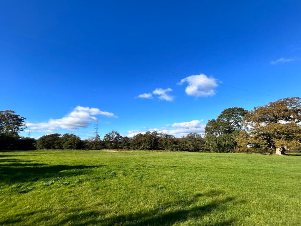 Land for sale - Image 3