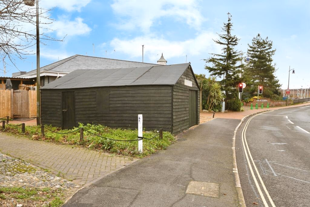 Land for sale - Image 5