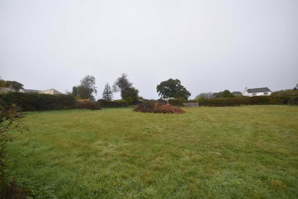 Land for sale - Image 3