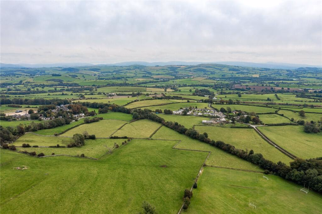 Land for sale - Image 4