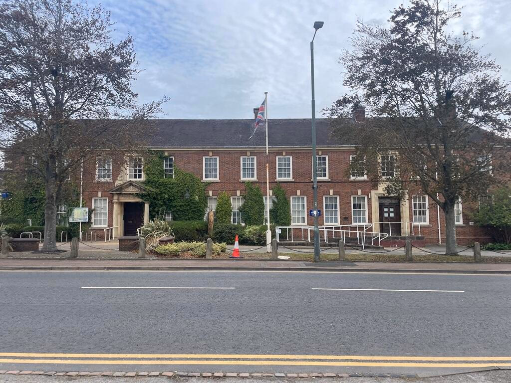 Land for sale - Image 2