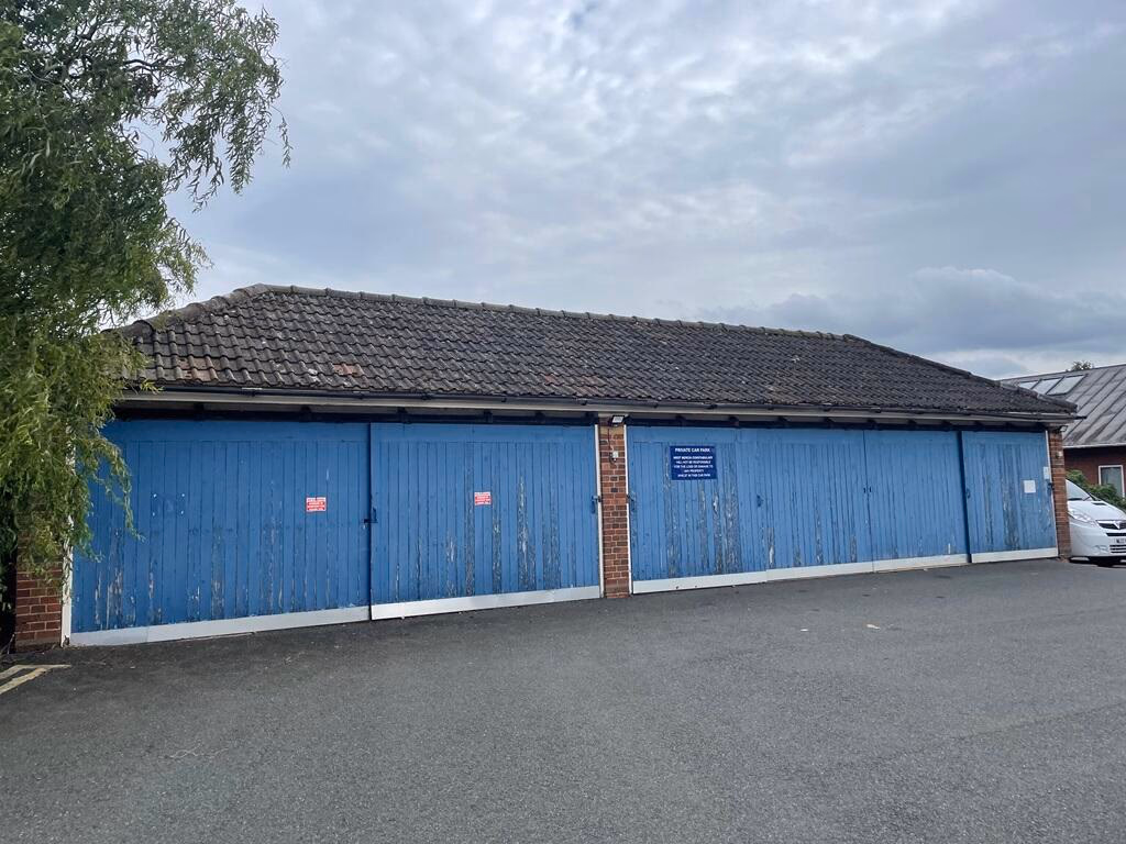 Land for sale - Image 3