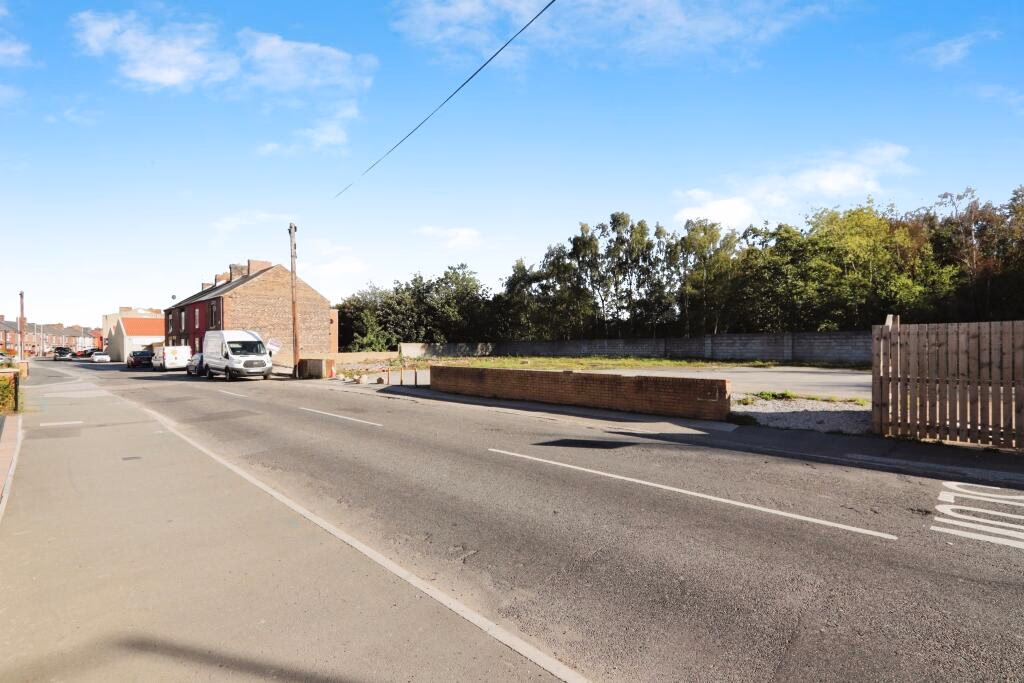 Land for sale - Image 5