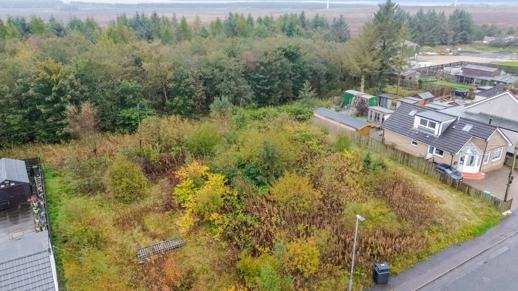 Land for sale - Image 1