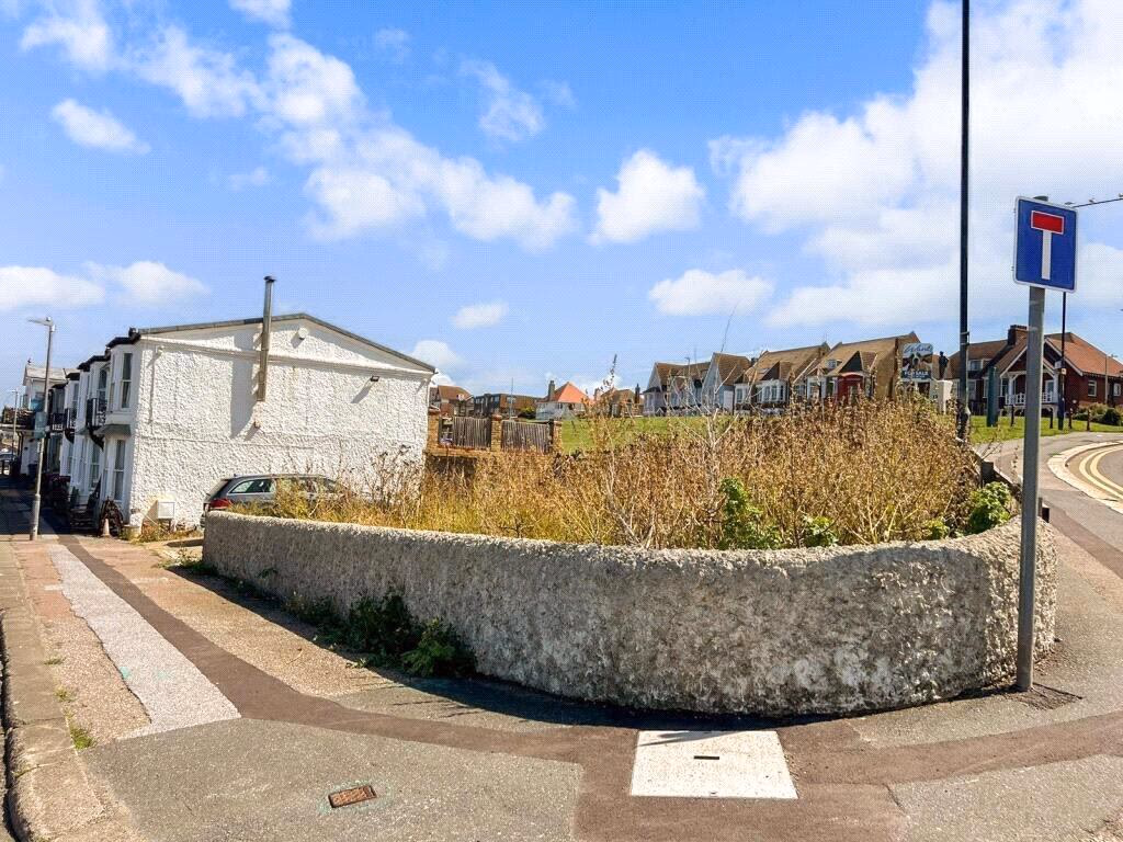 Plot for sale - Image 4