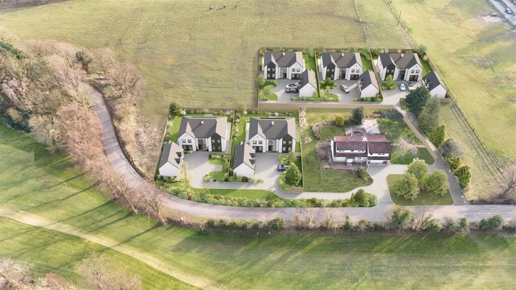 Plot for sale - Image 1