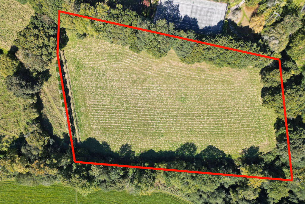 Land for sale - Image 2
