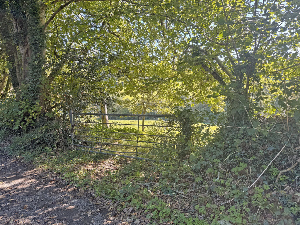 Land for sale - Image 5