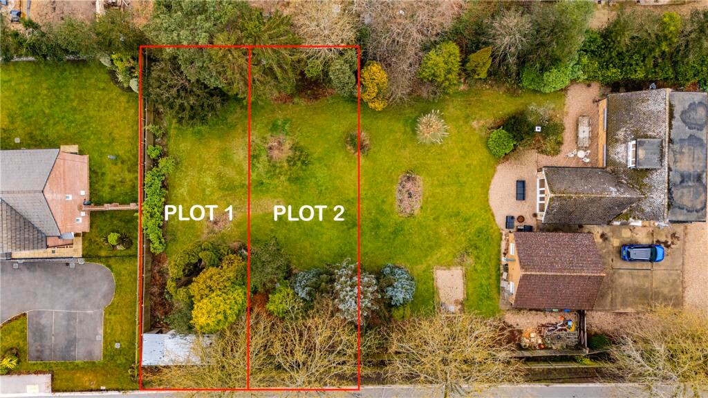 Land for sale - Image 1