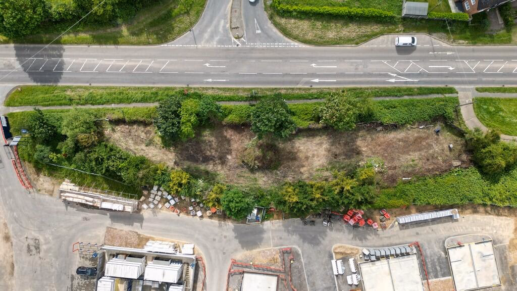 Land for sale - Image 3