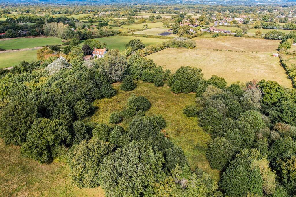 Land for sale - Image 2