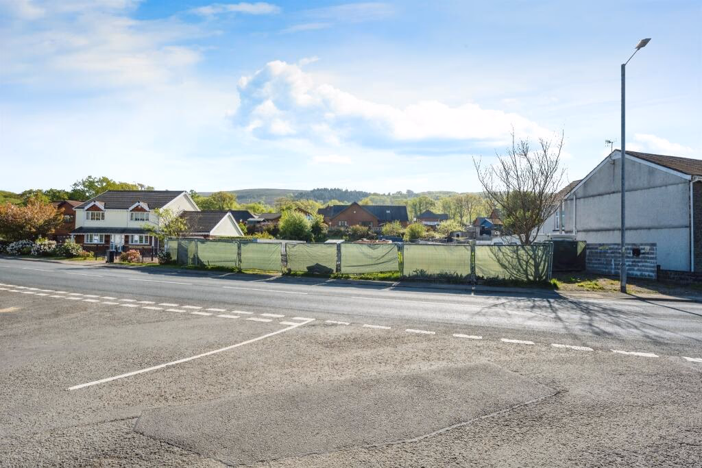 Land for sale - Image 4