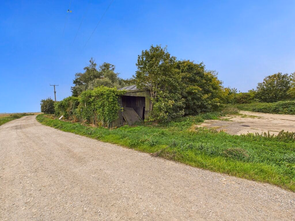 Plot for sale - Image 3