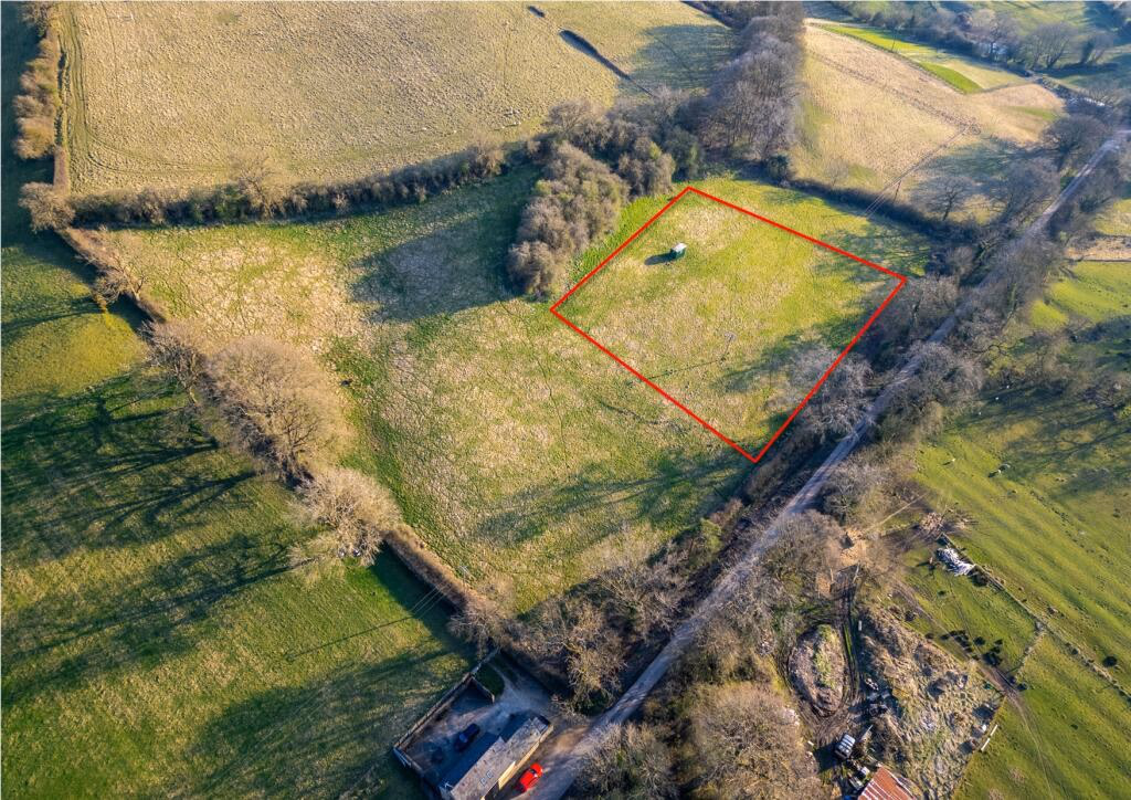 Land for sale - Image 1