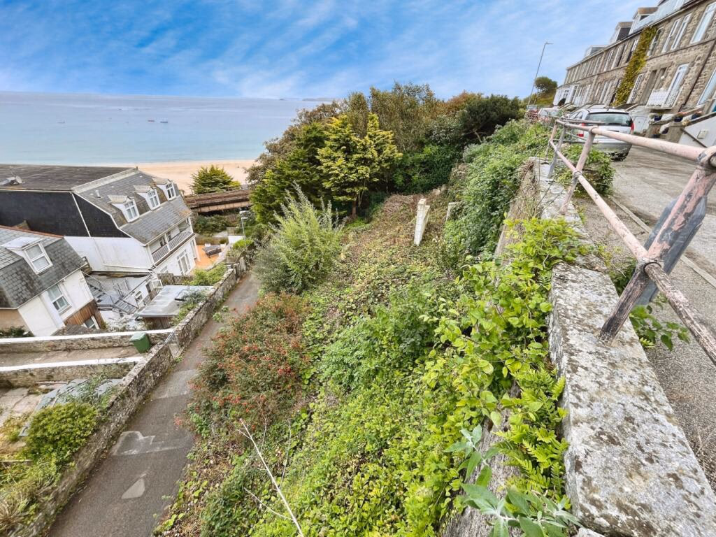 Plot for sale - Image 4