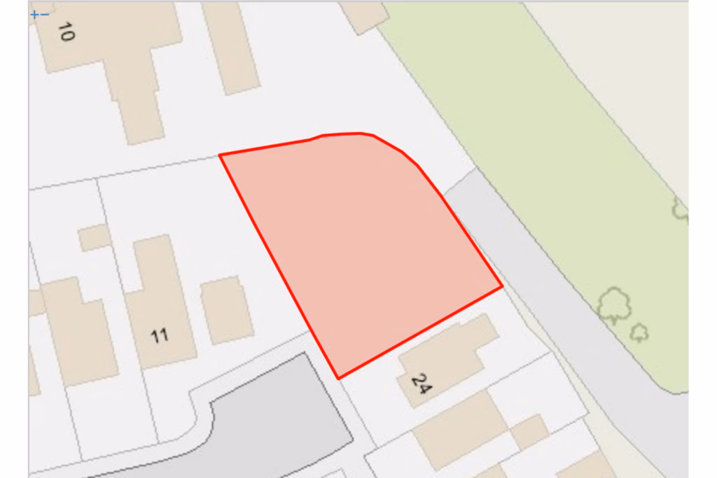 Land for sale - Image 3