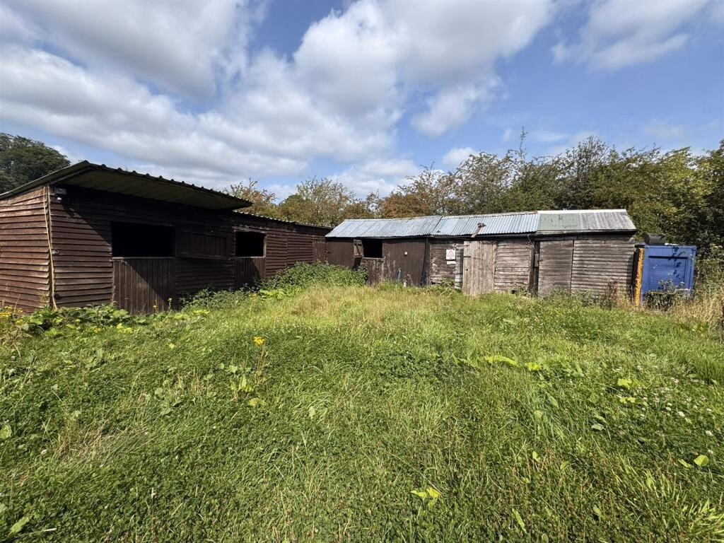 Land for sale - Image 4