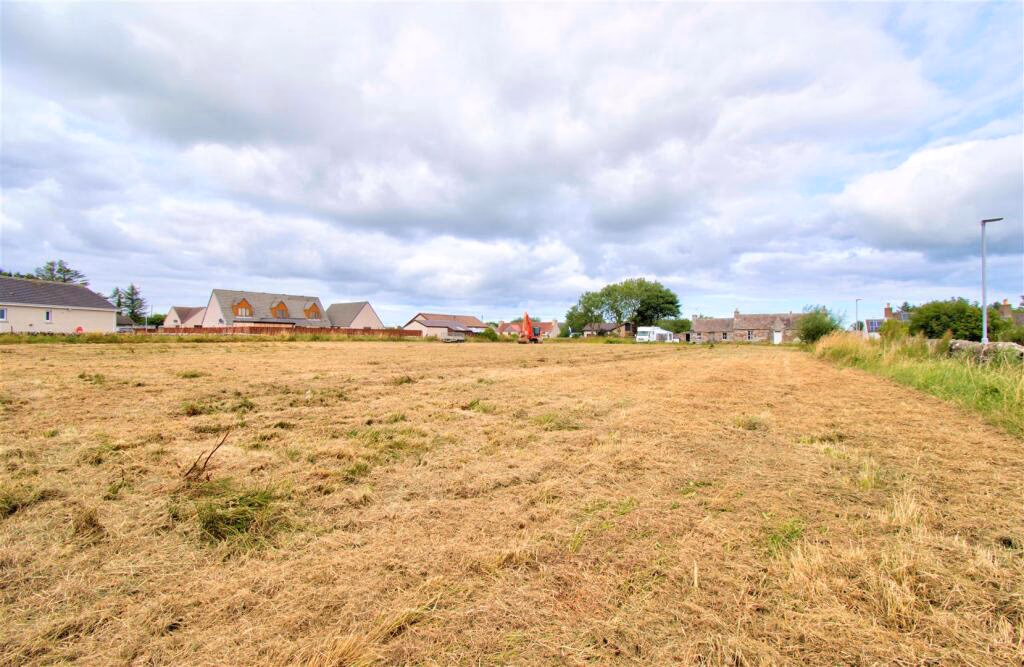 Plot for sale - Image 4