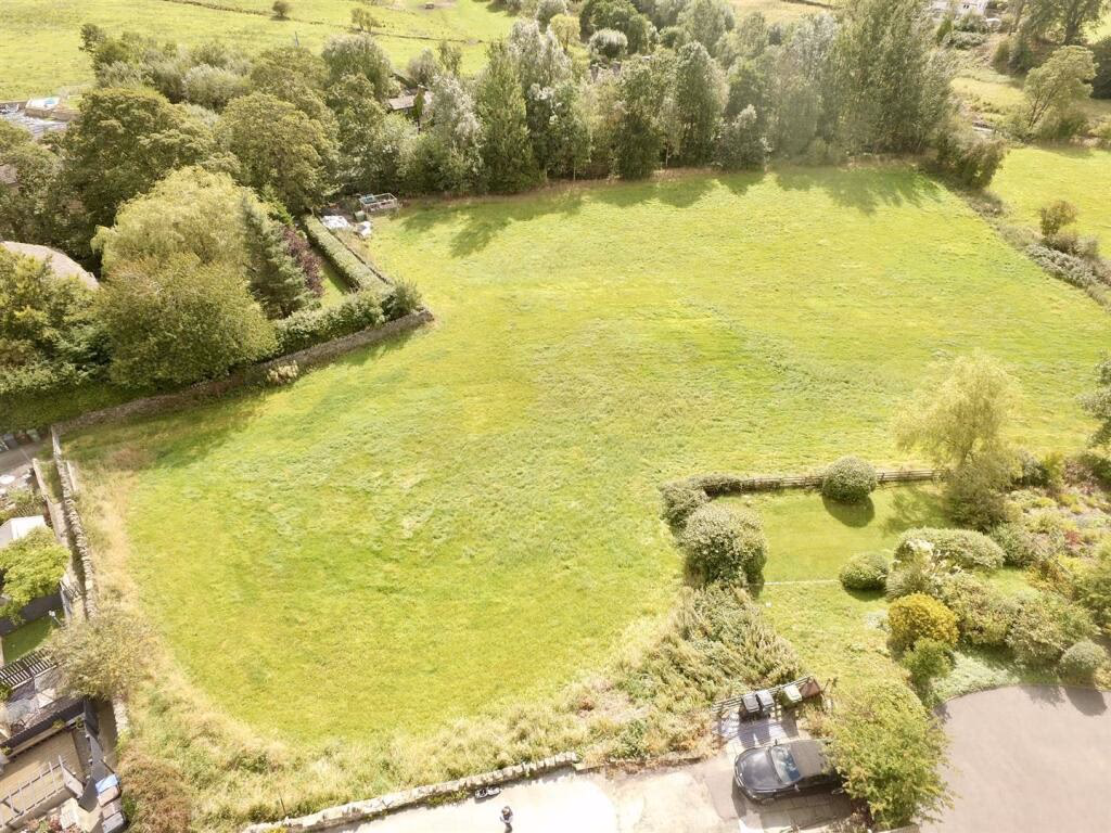 Land for sale - Image 1