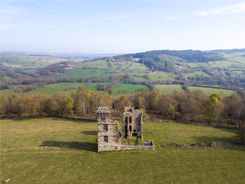 Land for sale - Image 1