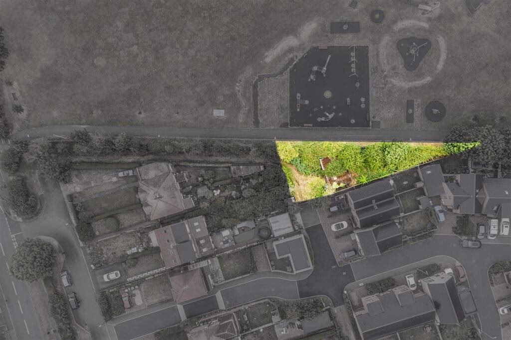 Land for sale - Image 4