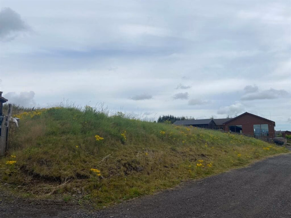 Plot for sale - Image 4