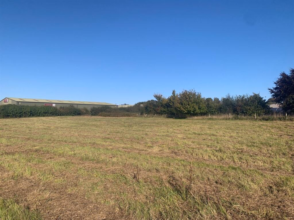 Plot for sale - Image 3