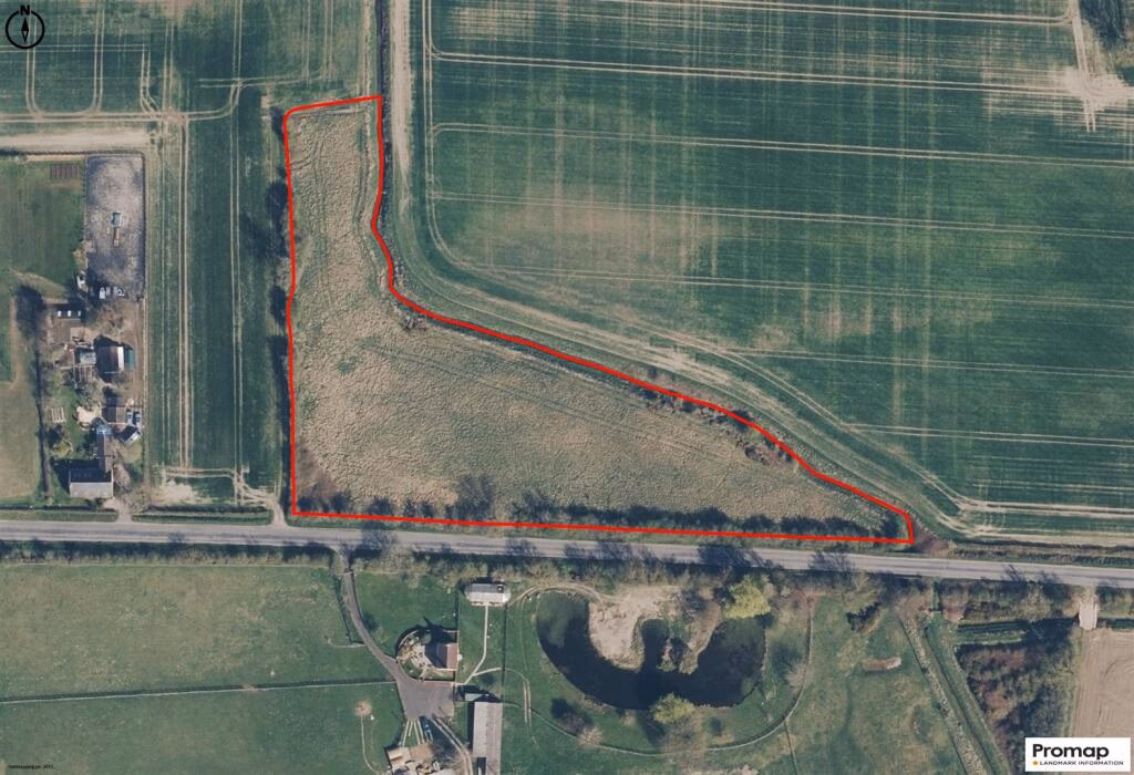 Land for sale - Image 1