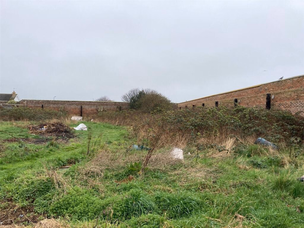 Land for sale - Image 4